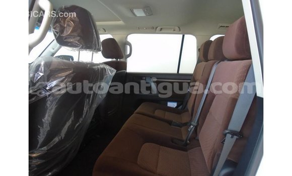 Buy Import Toyota Land Cruiser White Car in Import - Dubai in Antigua Buy Import Toyota Land Cruiser White Car in Import - Dubai in Antigua