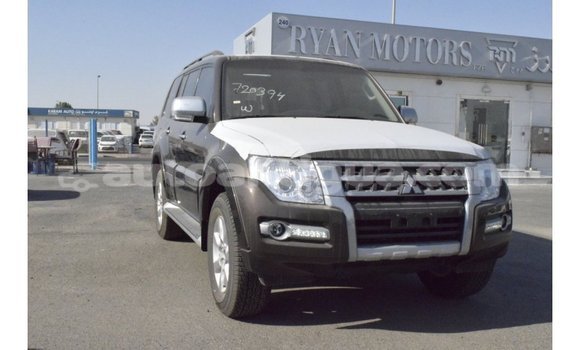 Buy Import Mitsubishi Pajero Brown Car in Import - Dubai in Antigua