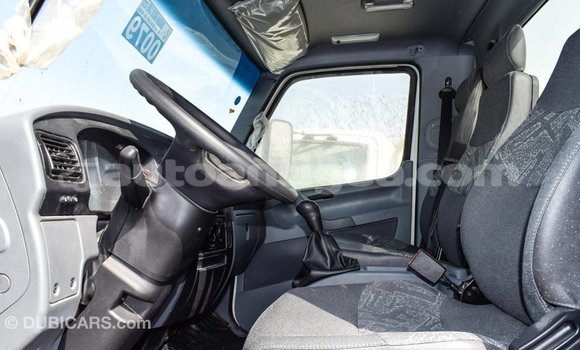 Buy Import Mercedes-Benz 190 (W201) White Car in Import - Dubai in Antigua Buy Import Mercedes-Benz 190 (W201) White Car in Import - Dubai in Antigua