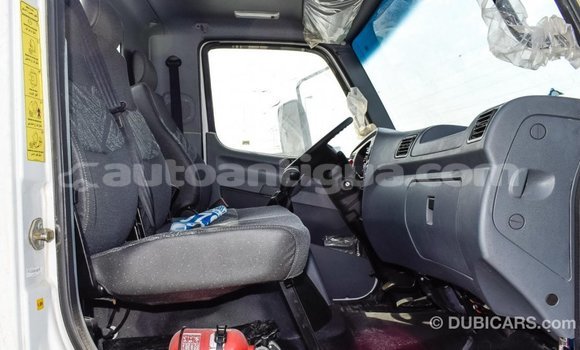 Buy Import Mercedes-Benz 190 (W201) White Car in Import - Dubai in Antigua Buy Import Mercedes-Benz 190 (W201) White Car in Import - Dubai in Antigua