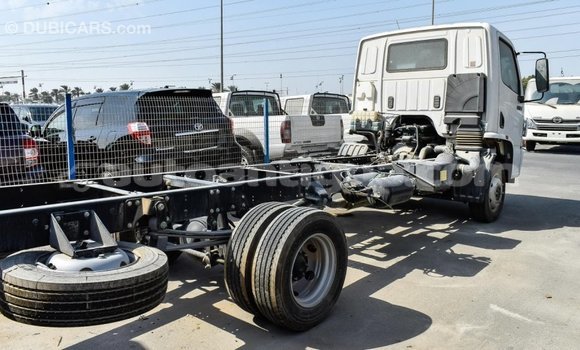 Buy Import Mercedes-Benz 190 (W201) White Car in Import - Dubai in Antigua Buy Import Mercedes-Benz 190 (W201) White Car in Import - Dubai in Antigua