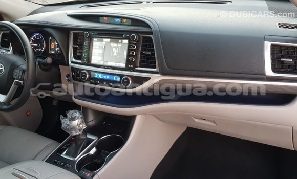 Buy Import Toyota Highlander Other Car in Import - Dubai in Antigua Buy Import Toyota Highlander Other Car in Import - Dubai in Antigua