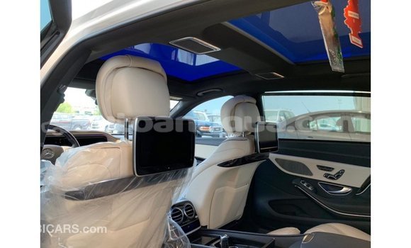 Buy Import Mercedes-Benz 190 (W201) White Car in Import - Dubai in Antigua Buy Import Mercedes-Benz 190 (W201) White Car in Import - Dubai in Antigua