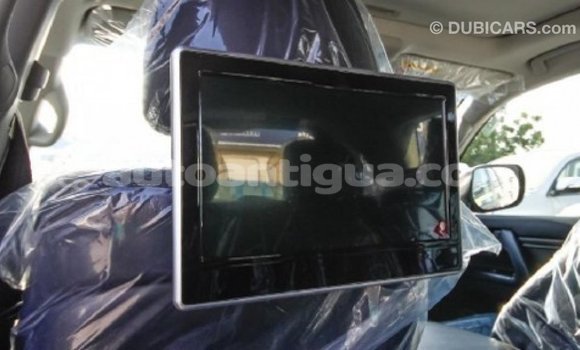 Buy Import Toyota Land Cruiser White Car in Import - Dubai in Antigua Buy Import Toyota Land Cruiser White Car in Import - Dubai in Antigua
