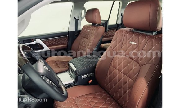 Buy Import Toyota Land Cruiser Black Car in Import - Dubai in Antigua Buy Import Toyota Land Cruiser Black Car in Import - Dubai in Antigua