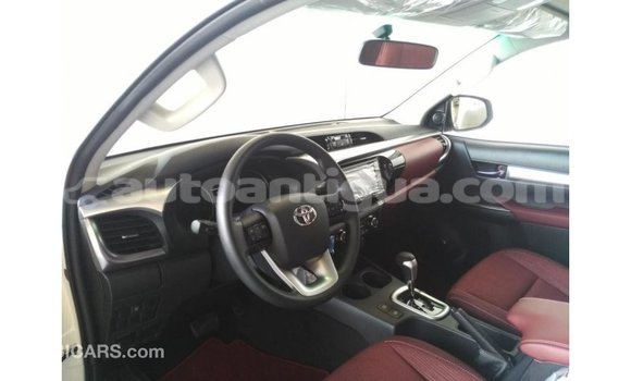 Buy Import Toyota Hilux White Car in Import - Dubai in Antigua Buy Import Toyota Hilux White Car in Import - Dubai in Antigua