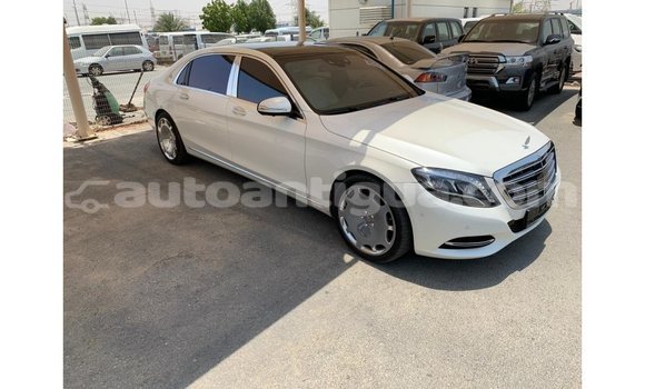 Buy Import Mercedes-Benz 190 (W201) White Car in Import - Dubai in Antigua Buy Import Mercedes-Benz 190 (W201) White Car in Import - Dubai in Antigua