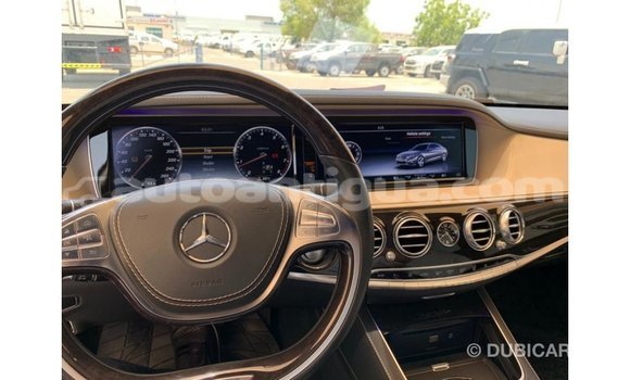 Buy Import Mercedes-Benz 190 (W201) White Car in Import - Dubai in Antigua Buy Import Mercedes-Benz 190 (W201) White Car in Import - Dubai in Antigua