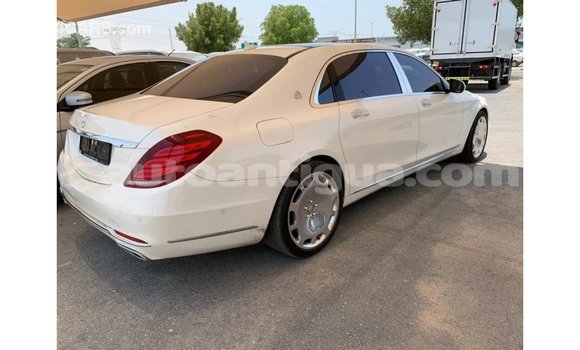Buy Import Mercedes-Benz 190 (W201) White Car in Import - Dubai in Antigua Buy Import Mercedes-Benz 190 (W201) White Car in Import - Dubai in Antigua