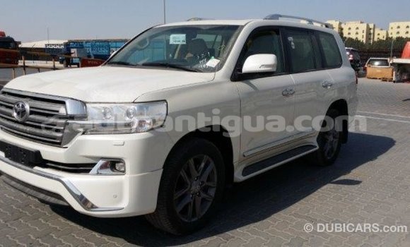 Buy Import Toyota Land Cruiser White Car in Import - Dubai in Antigua Buy Import Toyota Land Cruiser White Car in Import - Dubai in Antigua
