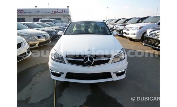Buy Import Mercedes-Benz 200 White Car in Import - Dubai in Antigua Buy Import Mercedes-Benz 200 White Car in Import - Dubai in Antigua