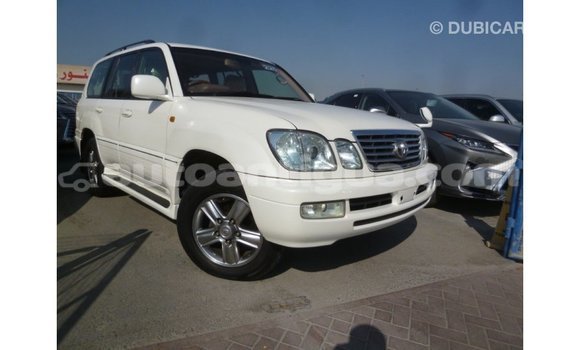 Buy Import Toyota Land Cruiser White Car in Import - Dubai in Antigua Buy Import Toyota Land Cruiser White Car in Import - Dubai in Antigua