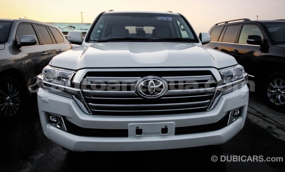 Buy Import Toyota Land Cruiser White Car in Import - Dubai in Antigua Buy Import Toyota Land Cruiser White Car in Import - Dubai in Antigua